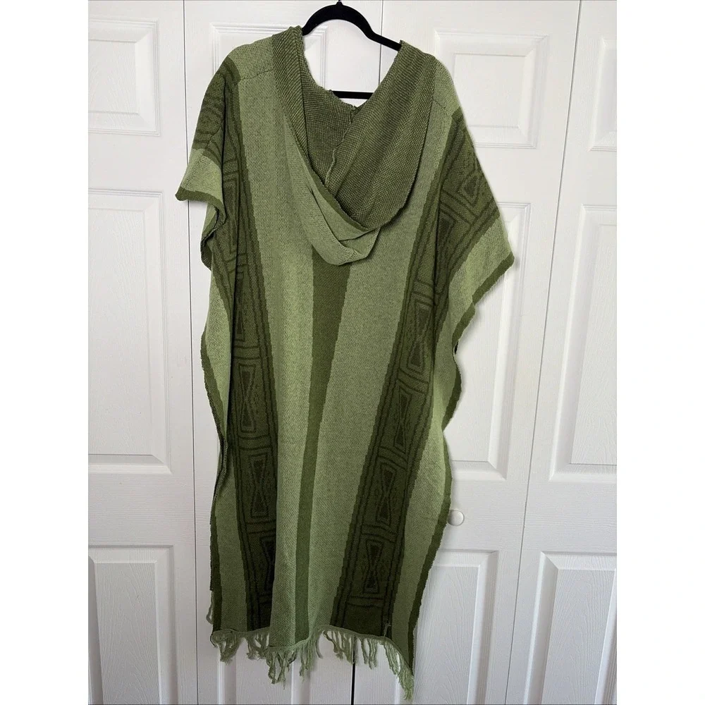 Arvil Hill Hooded Poncho Cloak Mens Size M Green Striped Geometric Knit Festival